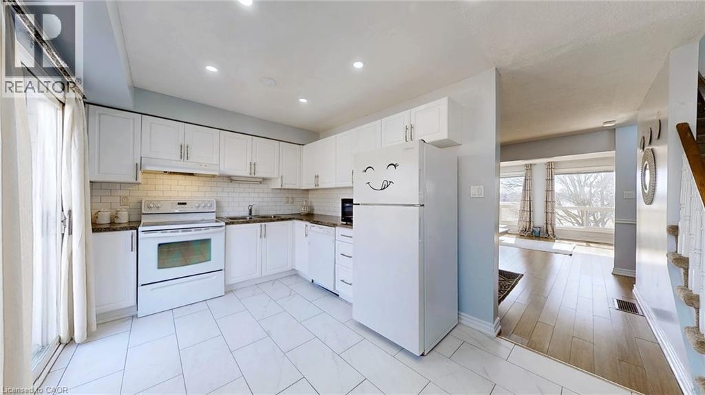 1155 Paramount Drive Unit# 43, Stoney Creek, Ontario