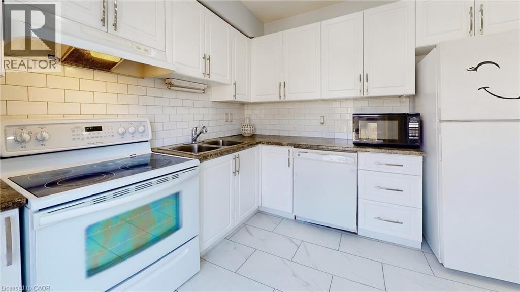 1155 Paramount Drive Unit# 43, Stoney Creek, Ontario