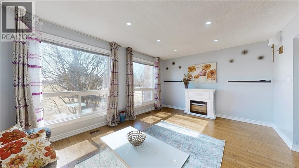 1155 Paramount Drive Unit# 43, Stoney Creek, Ontario