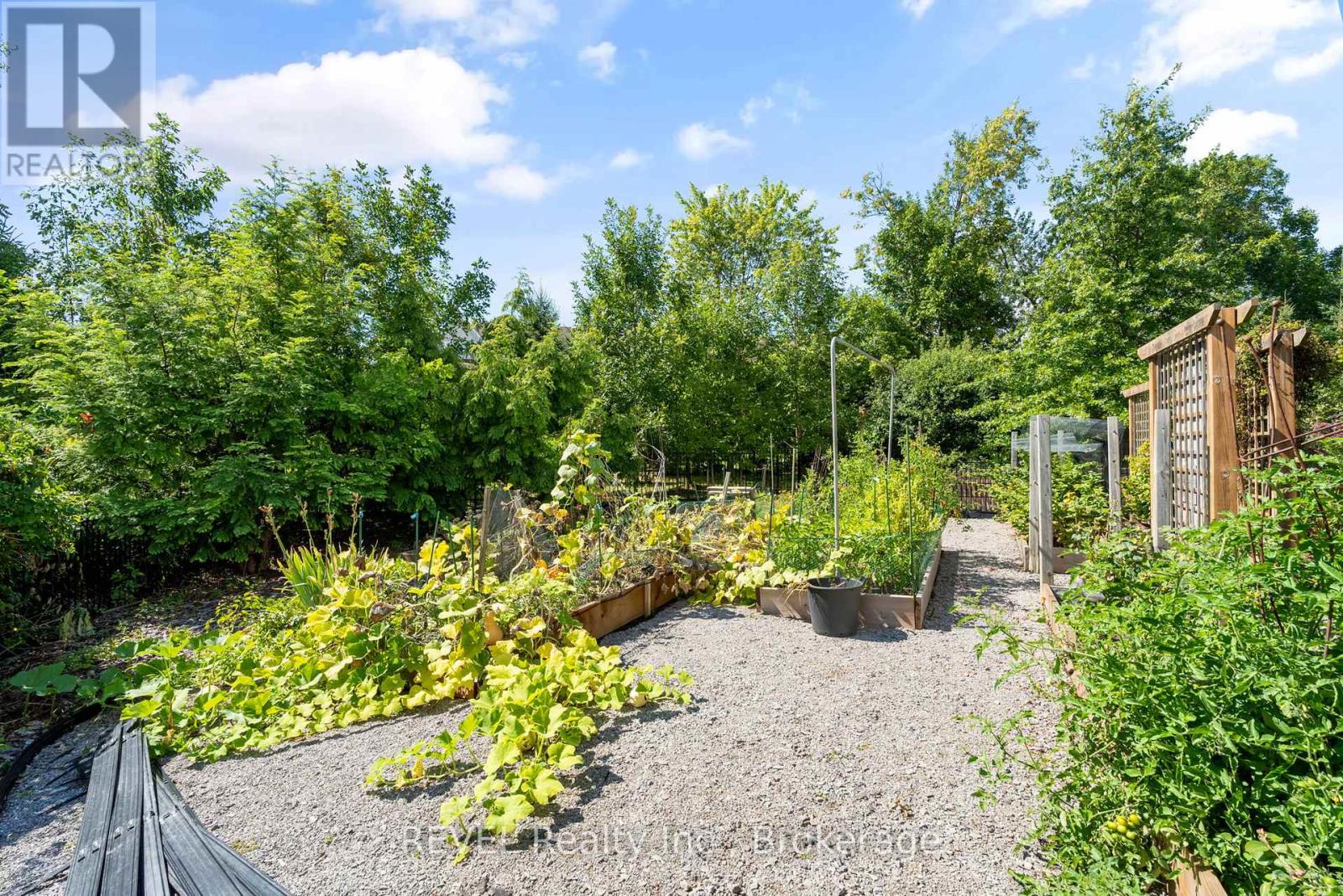 69 Butlers Drive, Fort Erie (ridgeway), Ontario