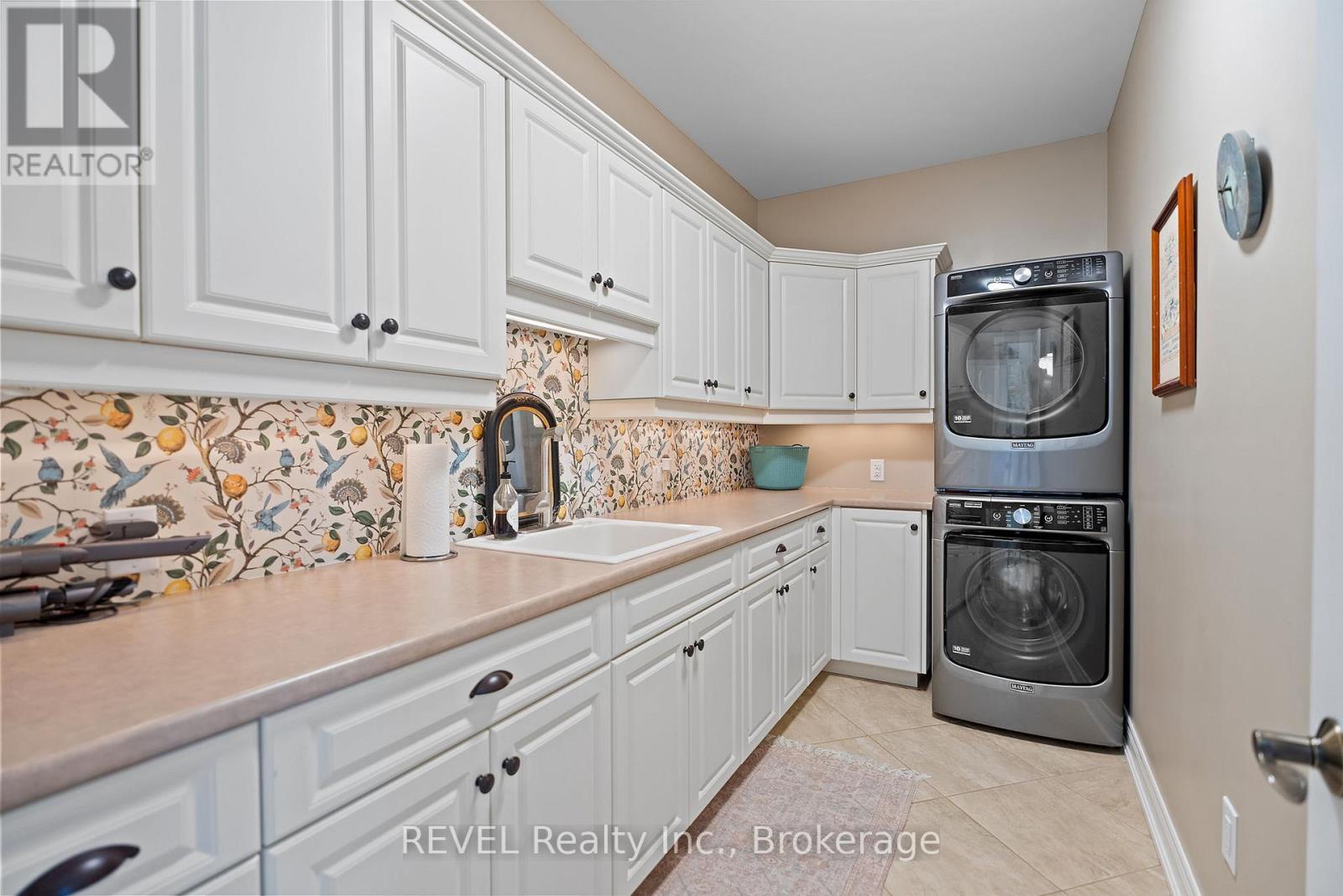 69 Butlers Drive, Fort Erie (ridgeway), Ontario