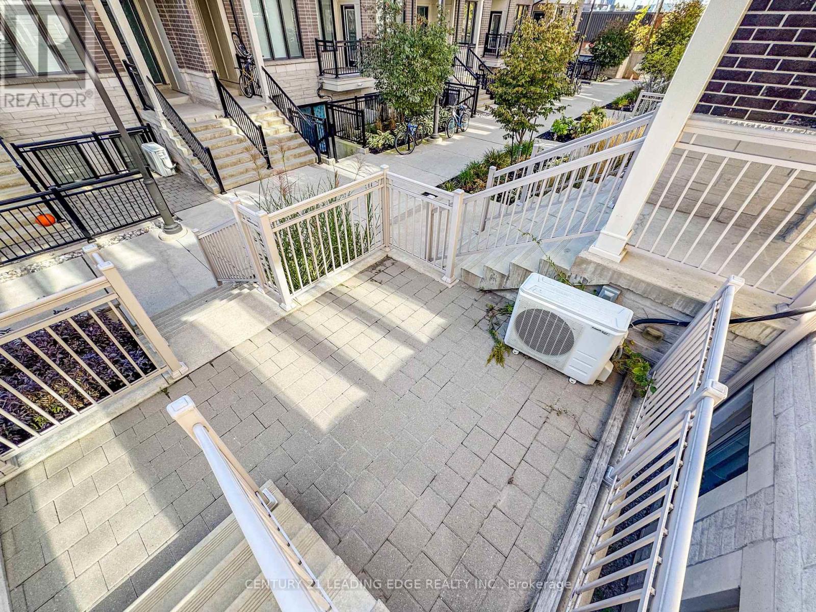 20 - 140 Long Branch Avenue, Toronto (long Branch), Ontario