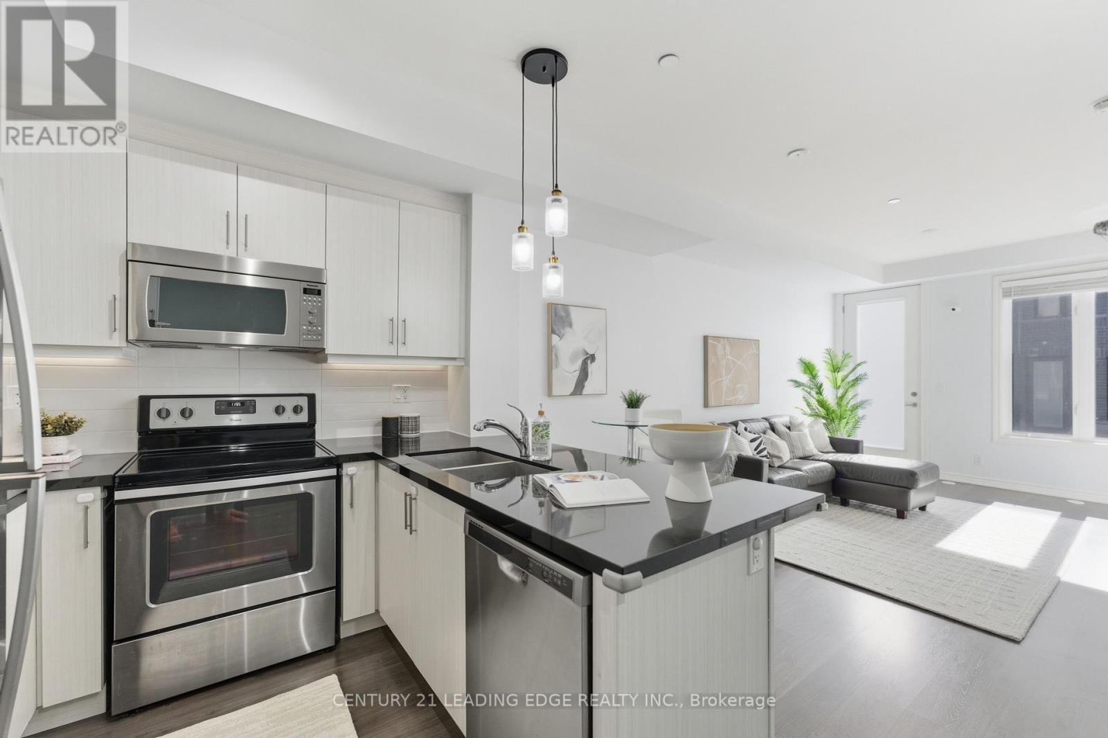 20 - 140 Long Branch Avenue, Toronto (long Branch), Ontario