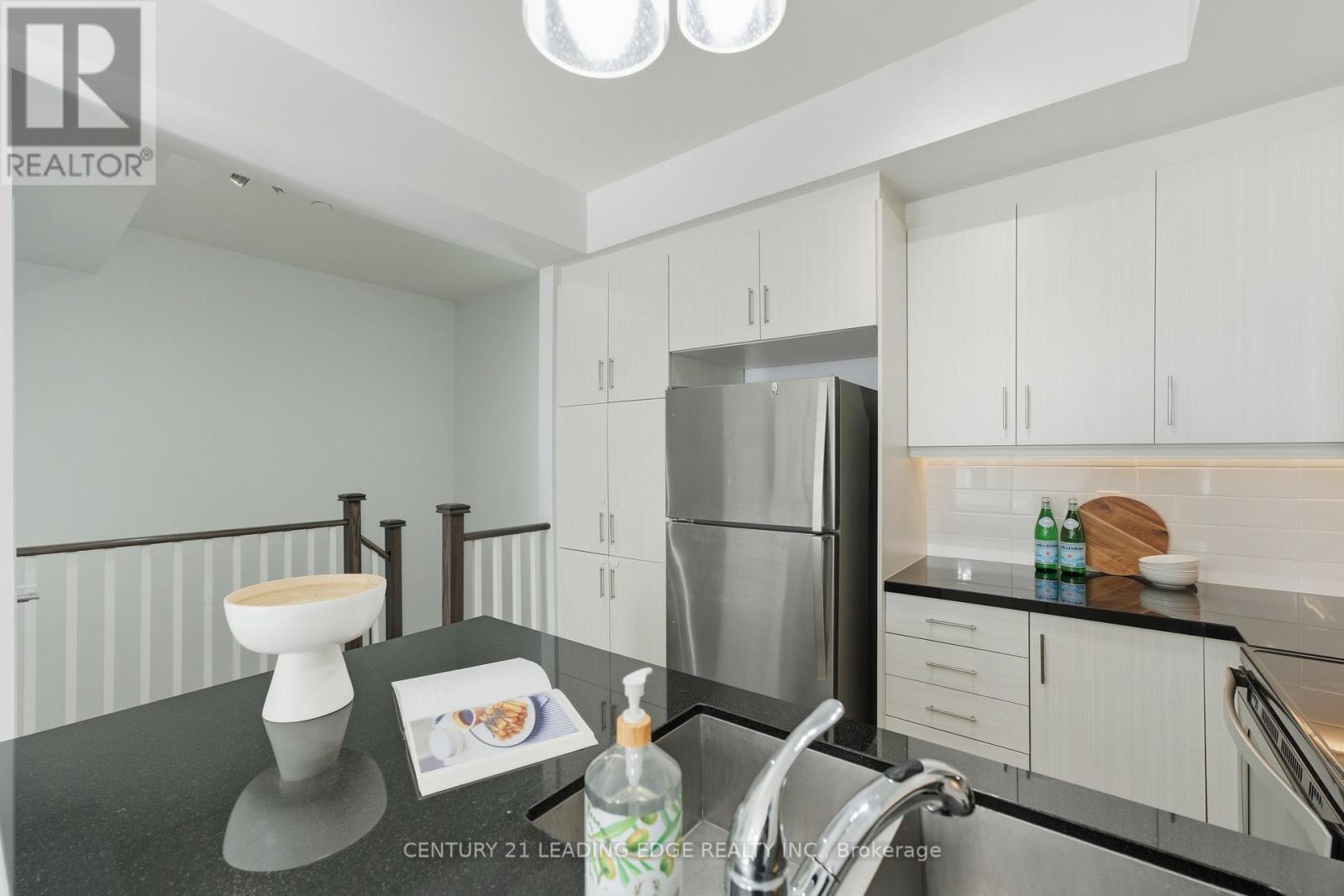 20 - 140 Long Branch Avenue, Toronto (long Branch), Ontario