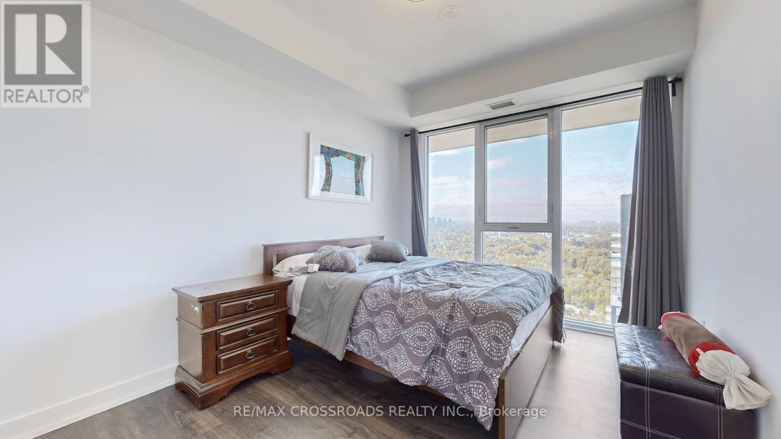 4210 - 30 Inn On The Park Drive, Toronto (banbury-don Mills), Ontario