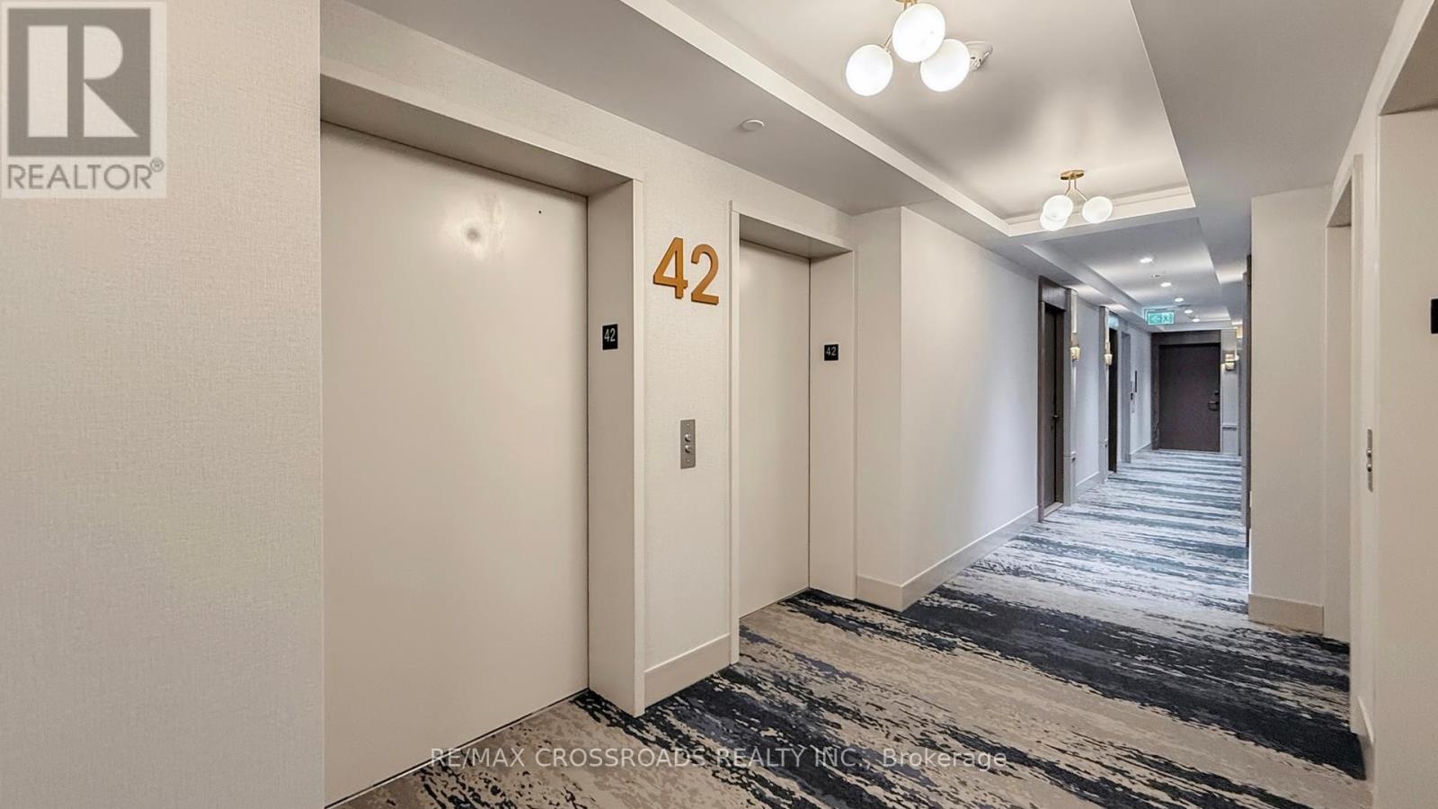 4210 - 30 Inn On The Park Drive, Toronto (banbury-don Mills), Ontario