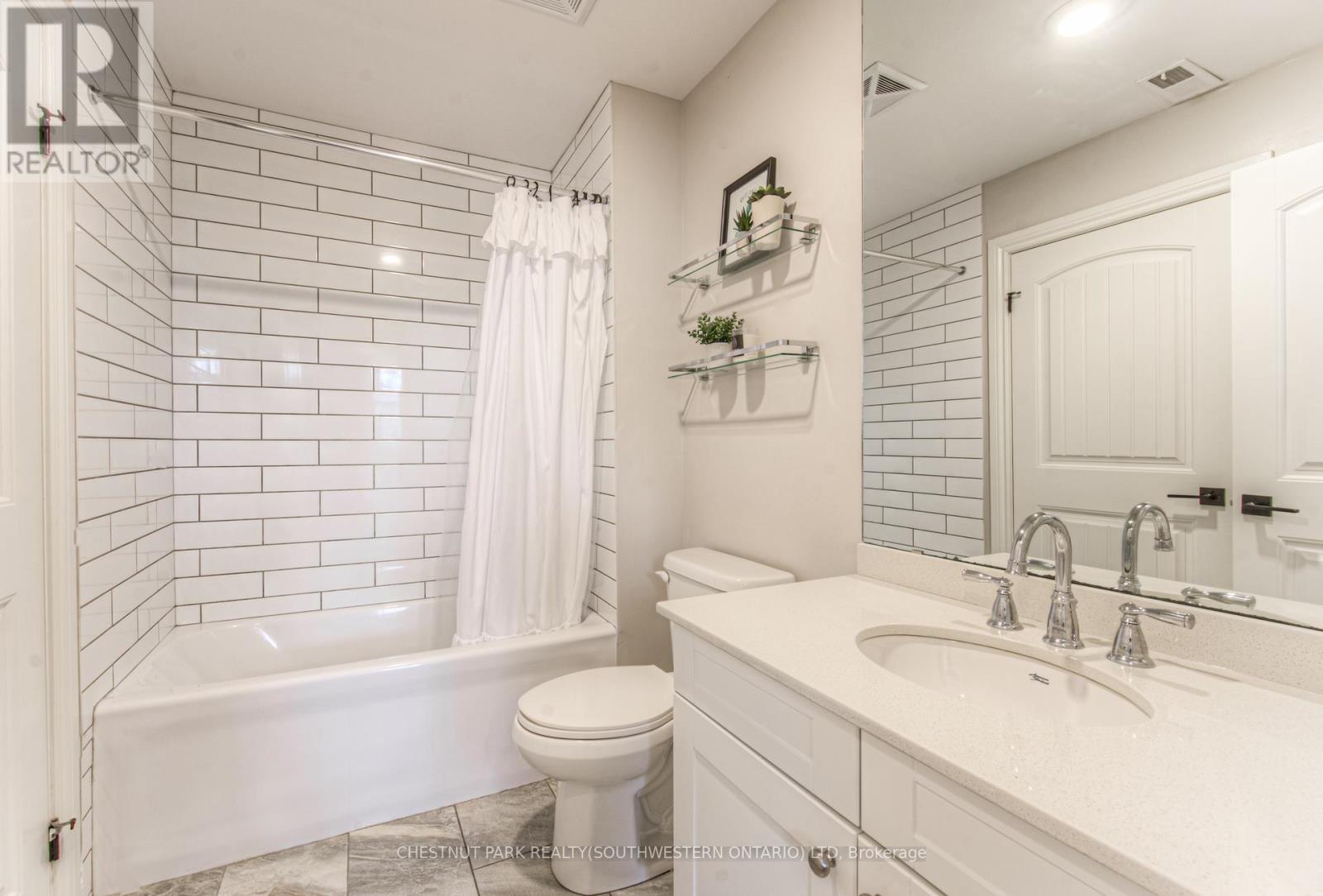 A103 - 112 Union Street E, Waterloo, Ontario