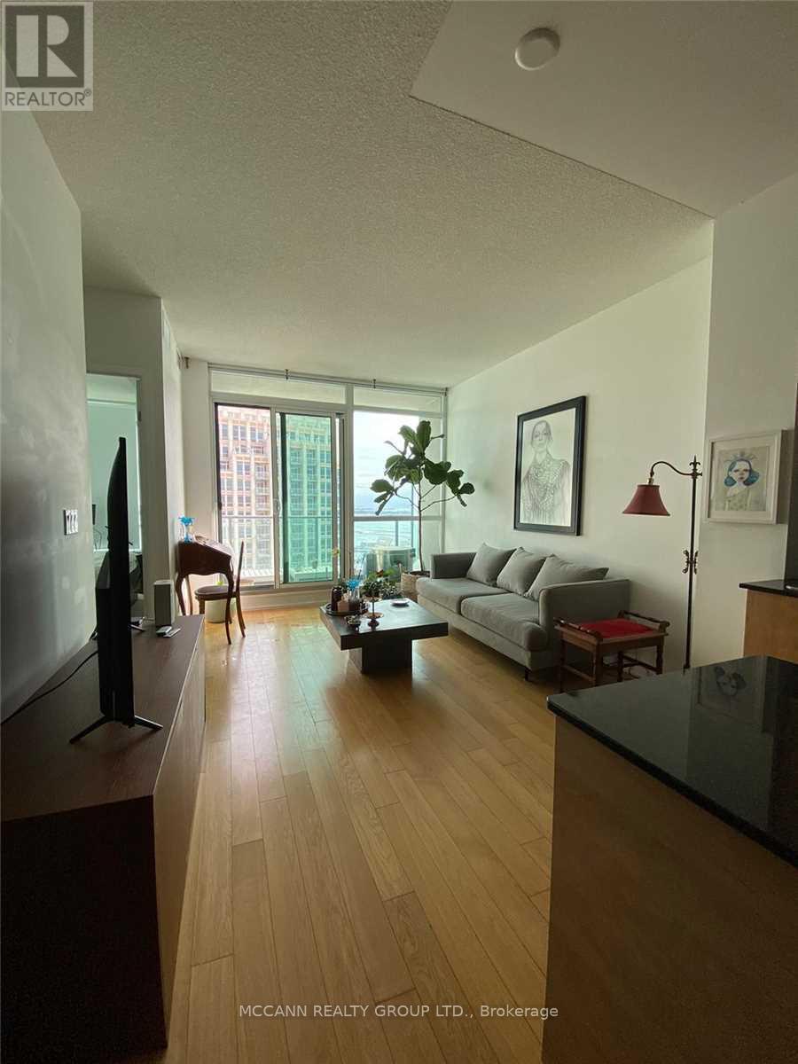 3301 - 215 Fort York Boulevard, Toronto (niagara), Ontario