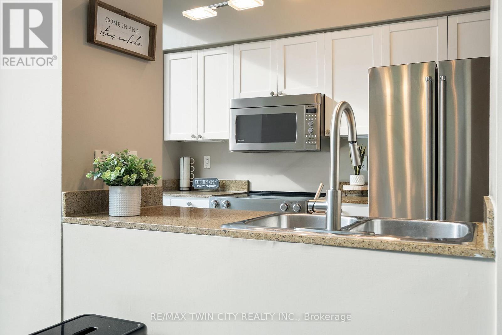 201 - 81 Navy Wharf Court, Toronto (waterfront Communities), Ontario