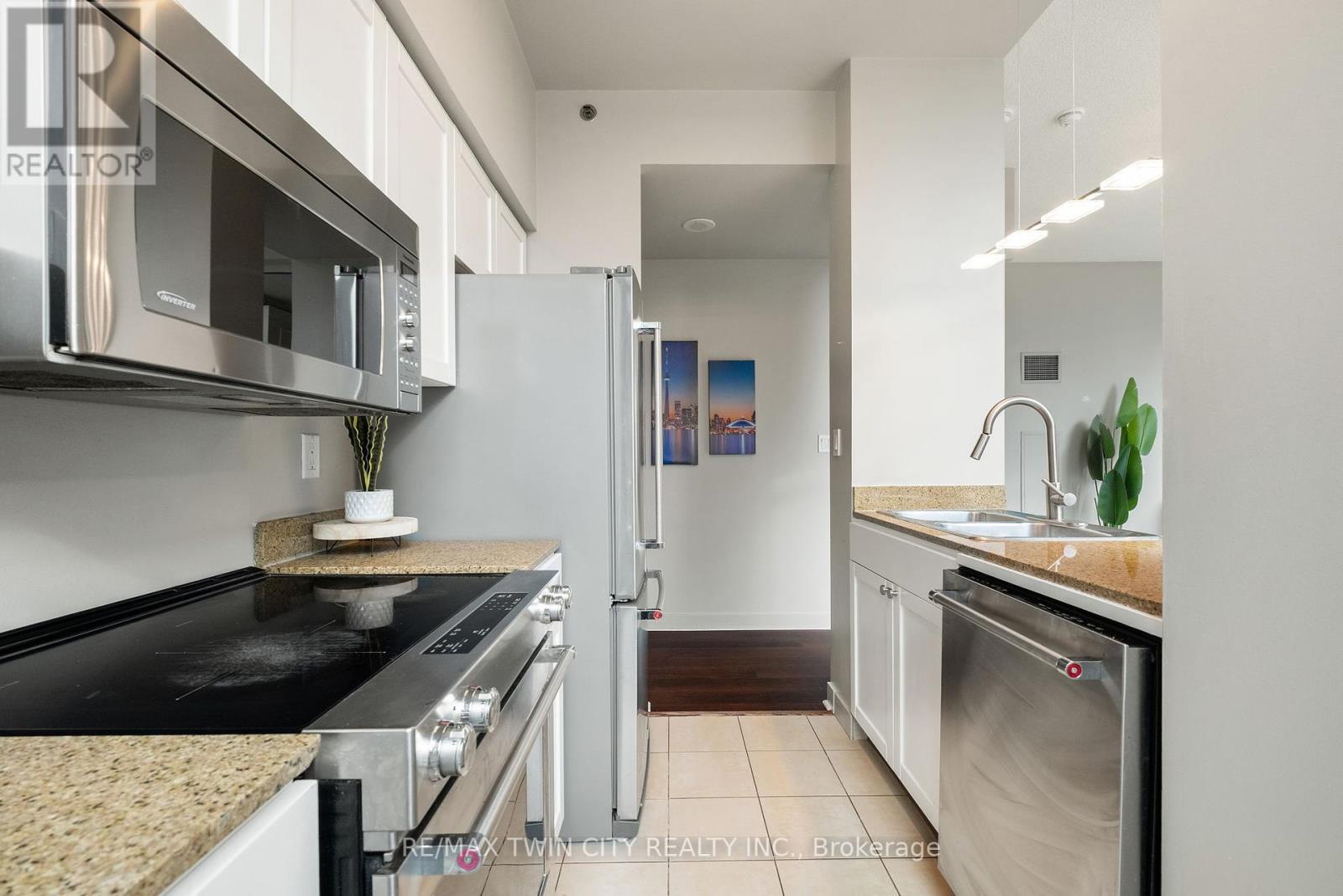 201 - 81 Navy Wharf Court, Toronto (waterfront Communities), Ontario