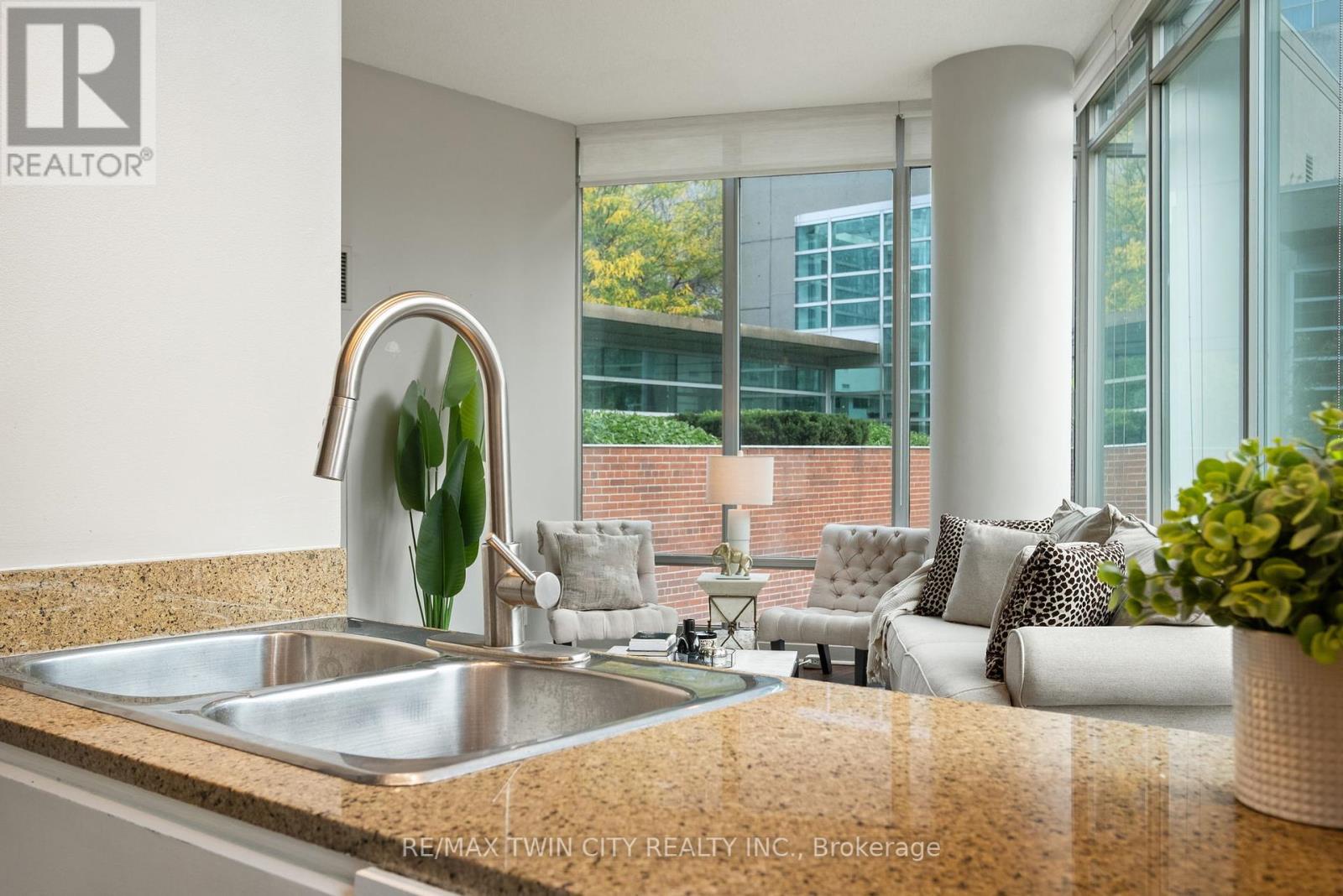 201 - 81 Navy Wharf Court, Toronto (waterfront Communities), Ontario