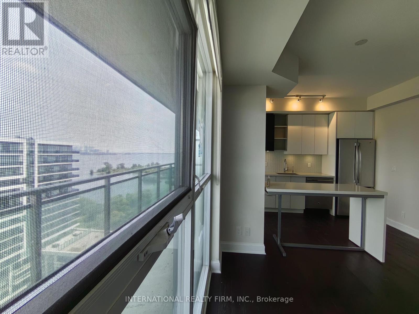 1608 - 33 Shore Breeze Drive, Toronto (mimico), Ontario