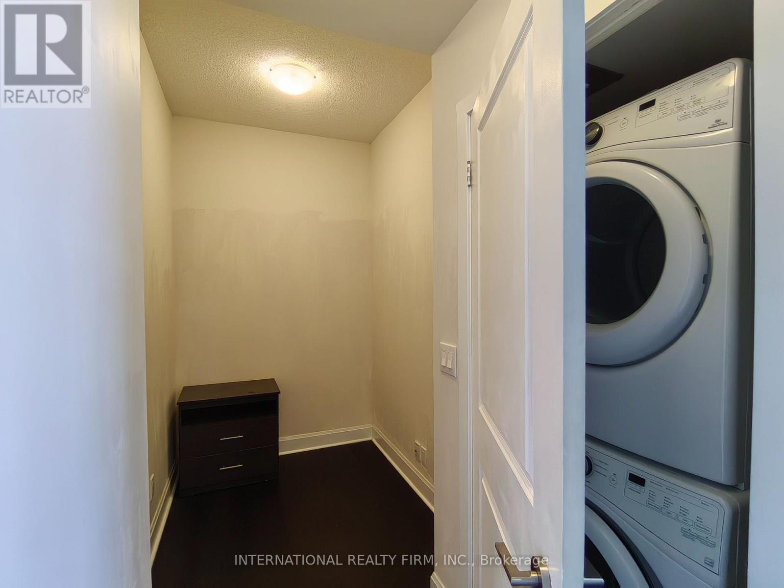 1608 - 33 Shore Breeze Drive, Toronto (mimico), Ontario