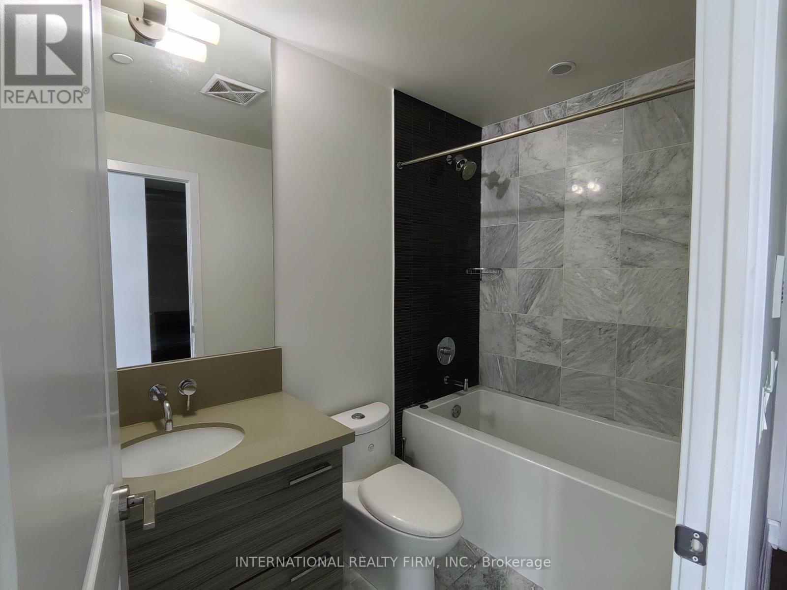 1608 - 33 Shore Breeze Drive, Toronto (mimico), Ontario