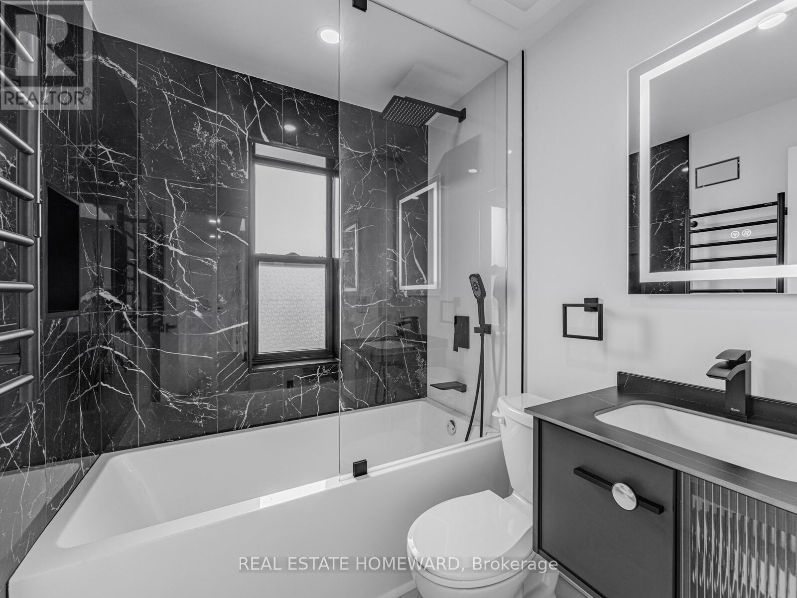 10 Juliana Court, Toronto (lambton Baby Point), Ontario