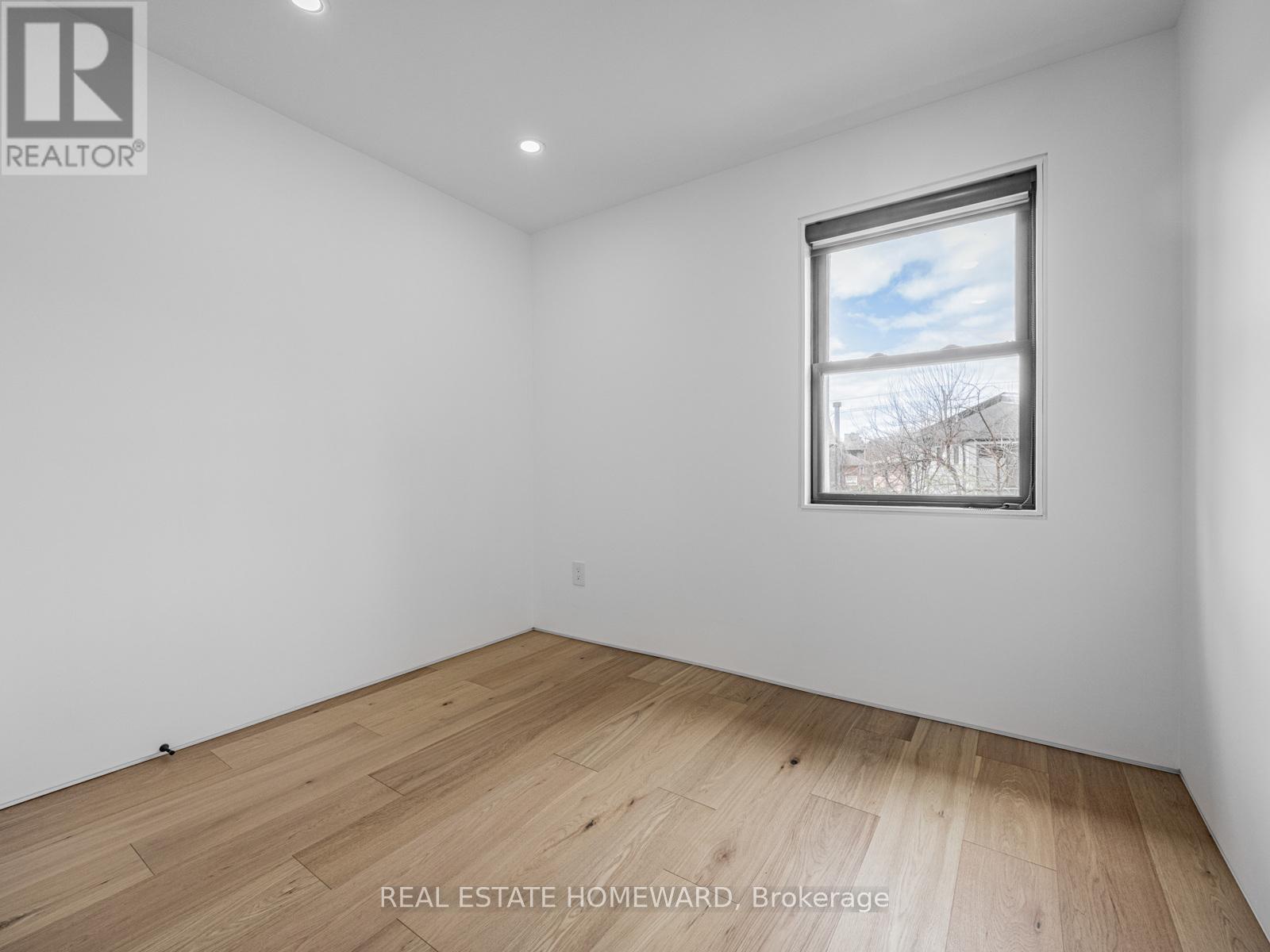 10 Juliana Court, Toronto (lambton Baby Point), Ontario