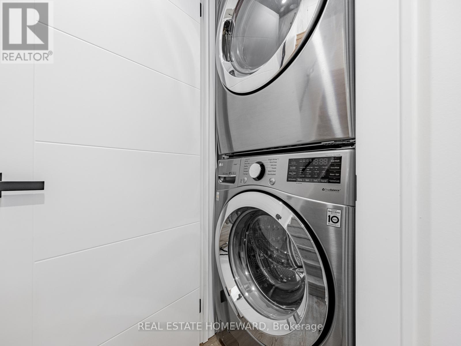 10 Juliana Court, Toronto (lambton Baby Point), Ontario