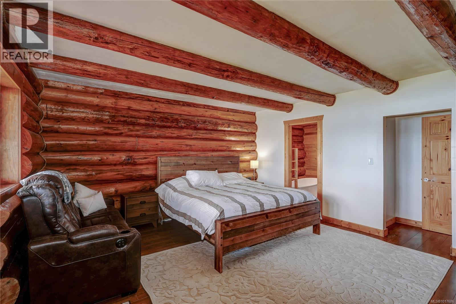 6020 Mine Rd, Port Mcneill, British Columbia