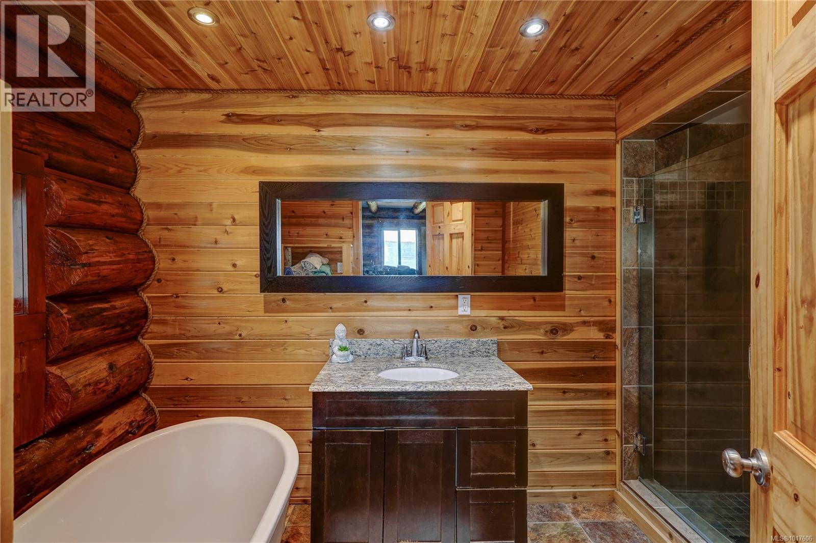 6020 Mine Rd, Port Mcneill, British Columbia