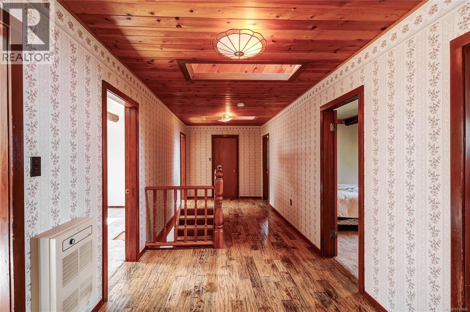 6020 Mine Rd, Port Mcneill, British Columbia