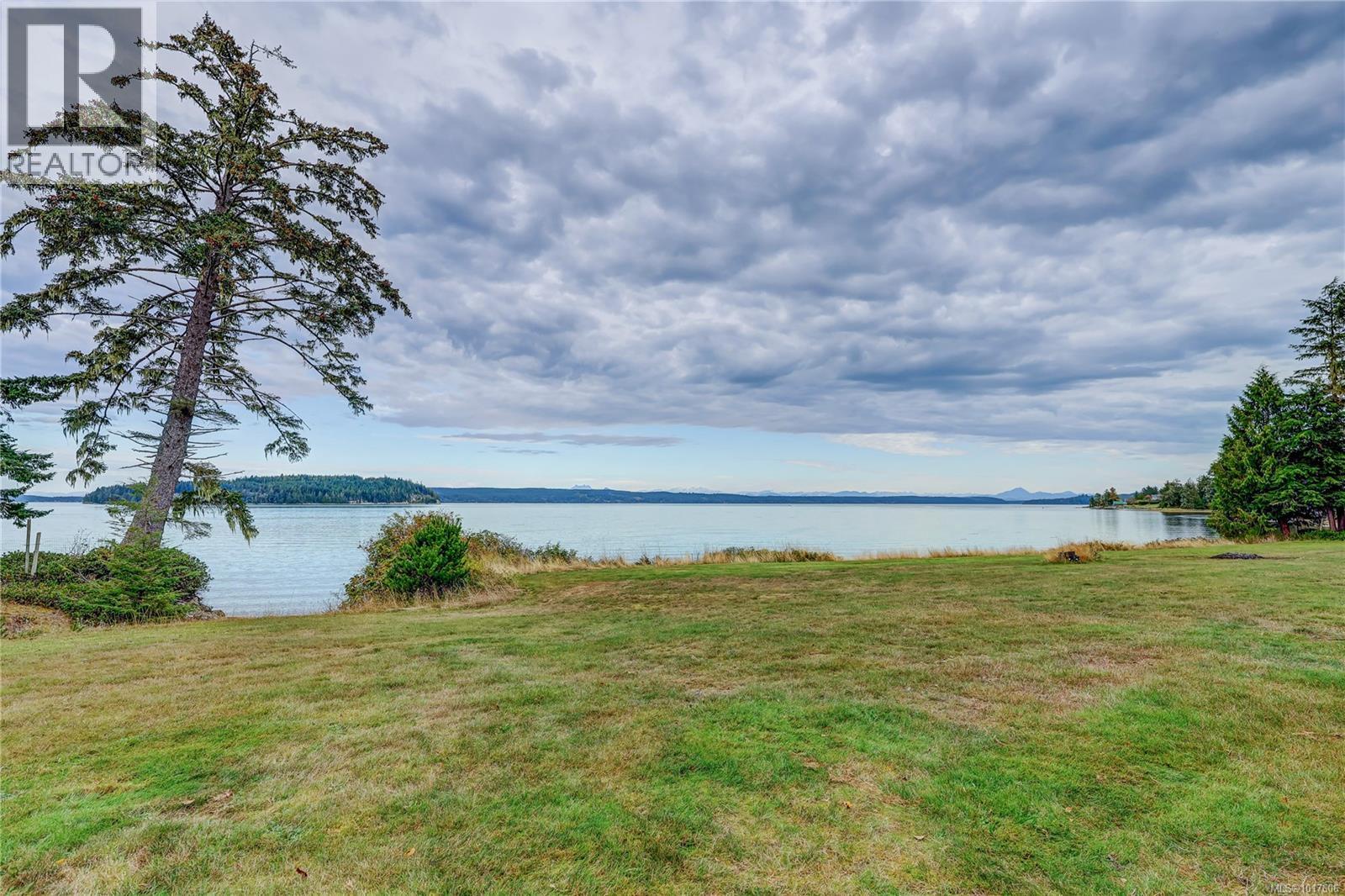 6020 Mine Rd, Port Mcneill, British Columbia