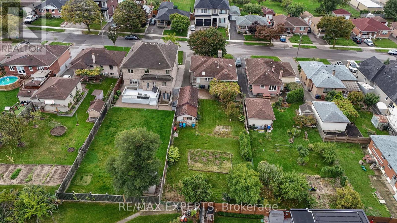 26 Grovedale Avenue, Toronto (maple Leaf), Ontario