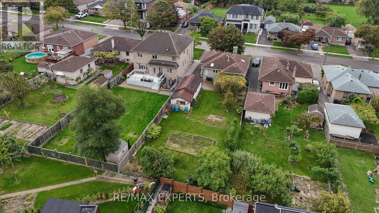 26 Grovedale Avenue, Toronto (maple Leaf), Ontario