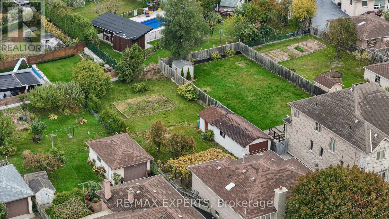 26 Grovedale Avenue, Toronto (maple Leaf), Ontario