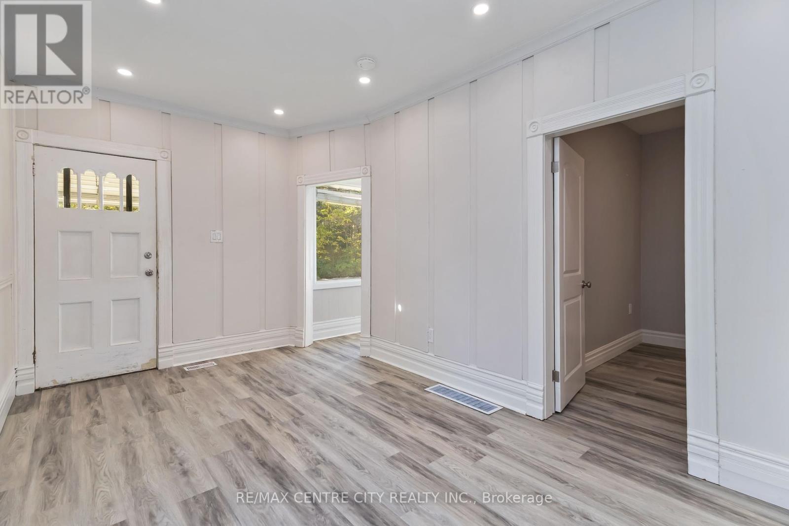 97 Walnut Street, London North (north N), Ontario