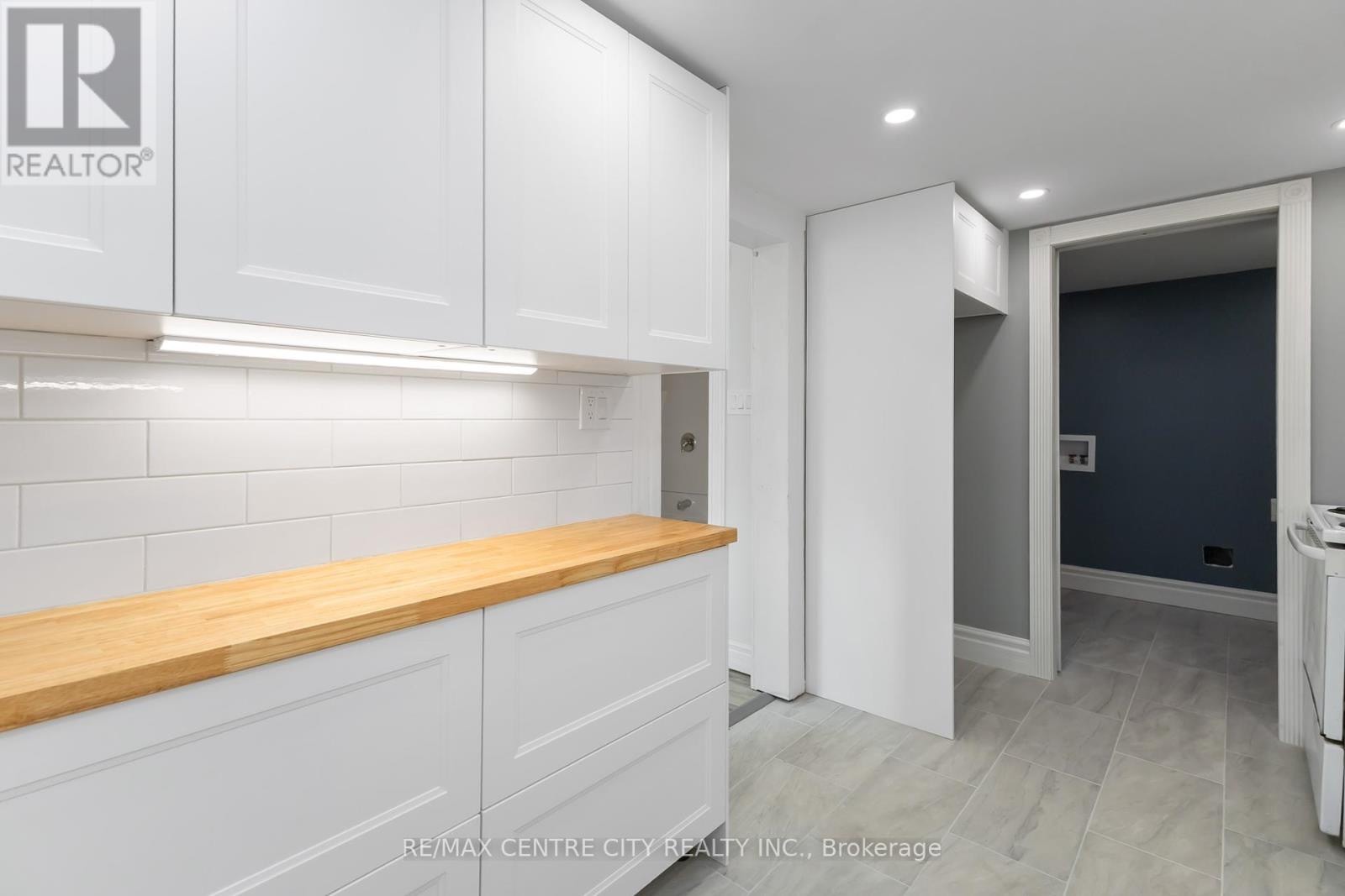 97 Walnut Street, London North (north N), Ontario