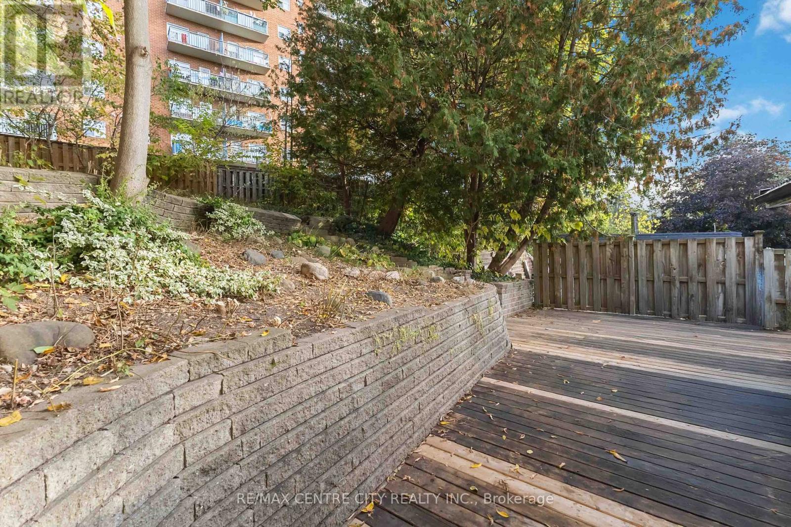 97 Walnut Street, London North (north N), Ontario