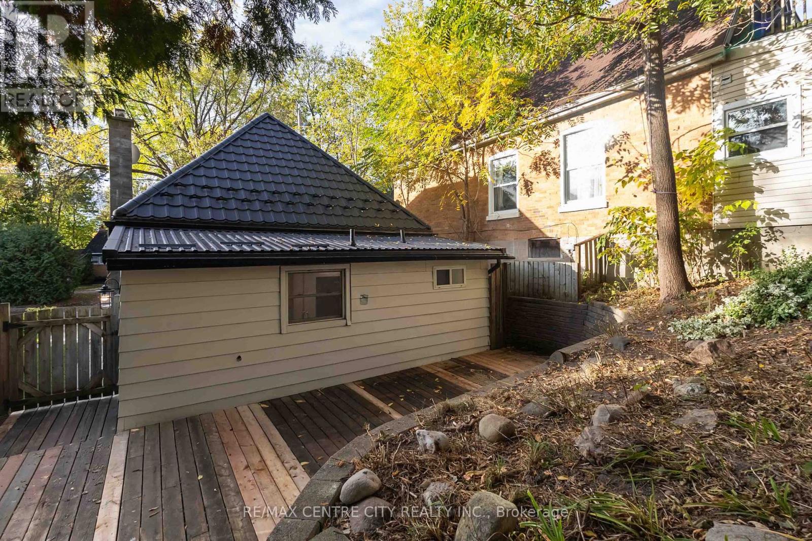 97 Walnut Street, London North (north N), Ontario