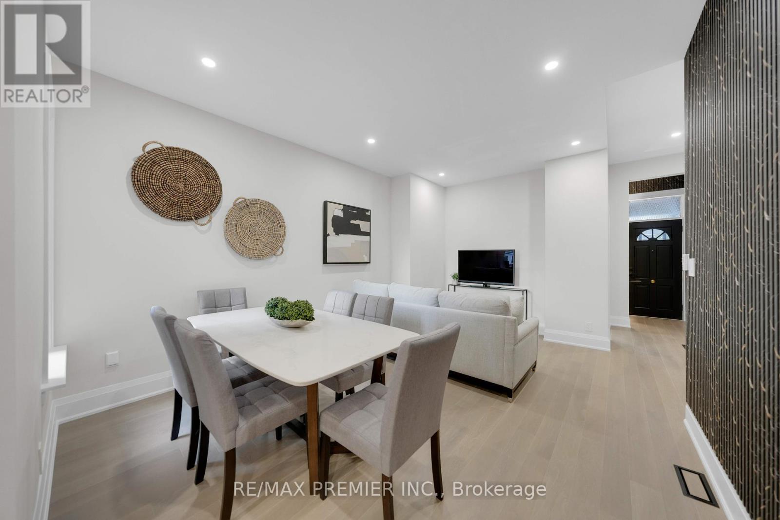 388 Crawford Street, Toronto (trinity-bellwoods), Ontario