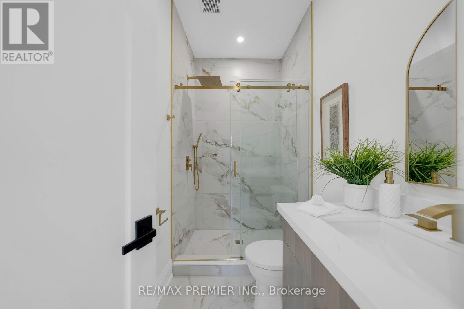 388 Crawford Street, Toronto (trinity-bellwoods), Ontario