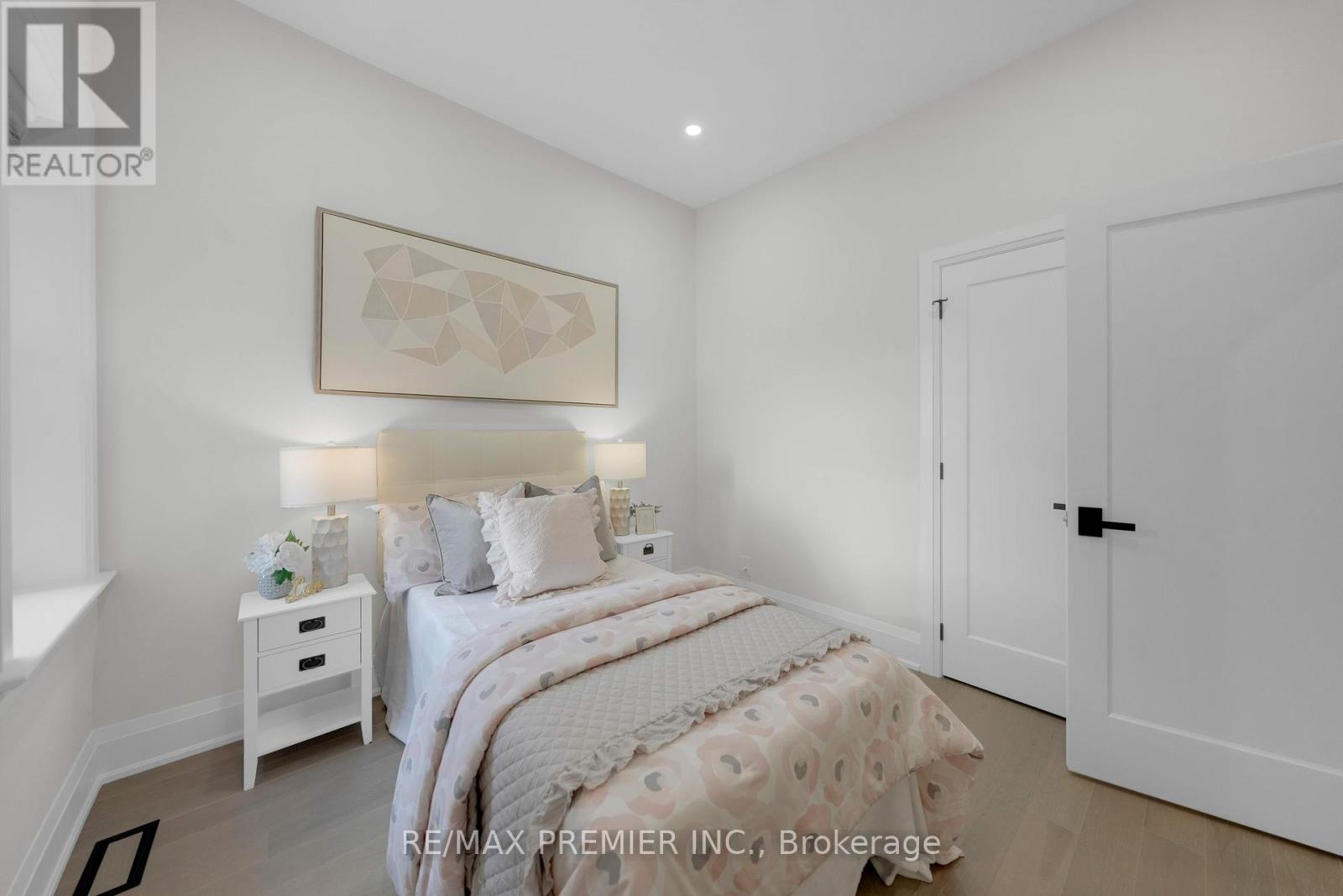 388 Crawford Street, Toronto (trinity-bellwoods), Ontario