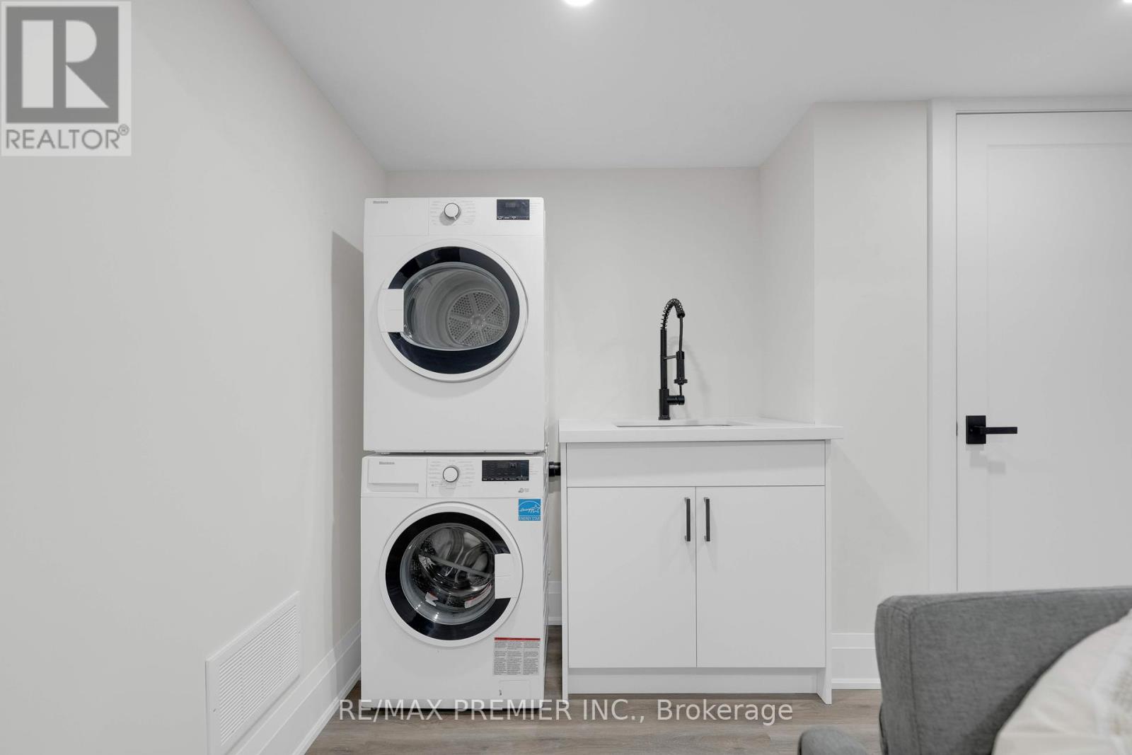 388 Crawford Street, Toronto (trinity-bellwoods), Ontario