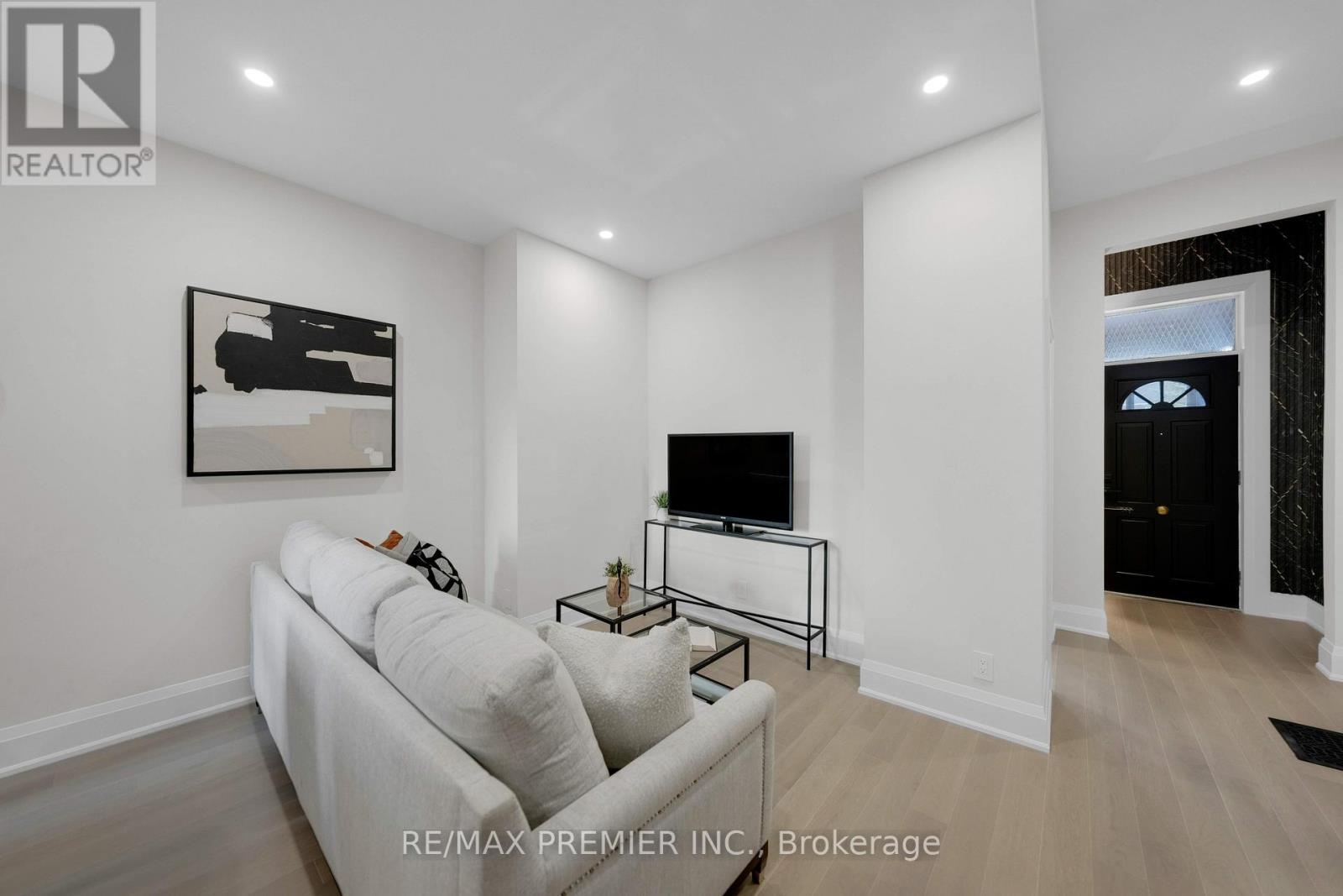 388 Crawford Street, Toronto (trinity-bellwoods), Ontario