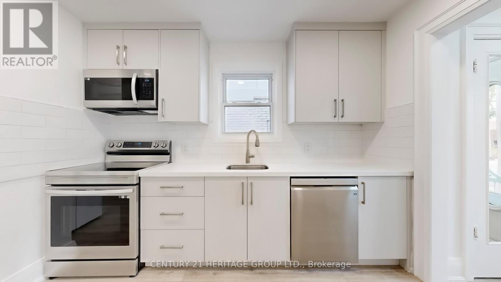 226 Donlands Avenue, Toronto (danforth Village-east York), Ontario