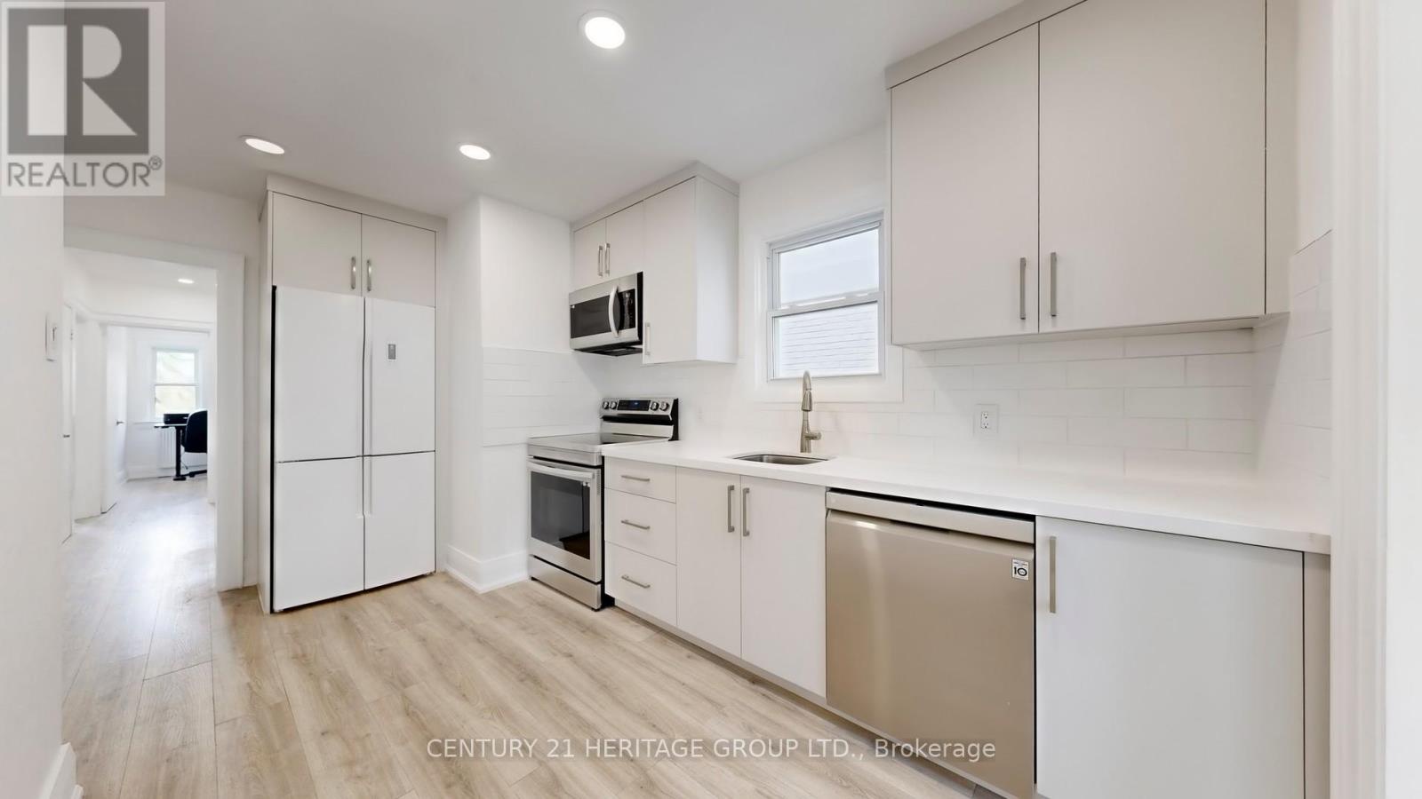 226 Donlands Avenue, Toronto (danforth Village-east York), Ontario