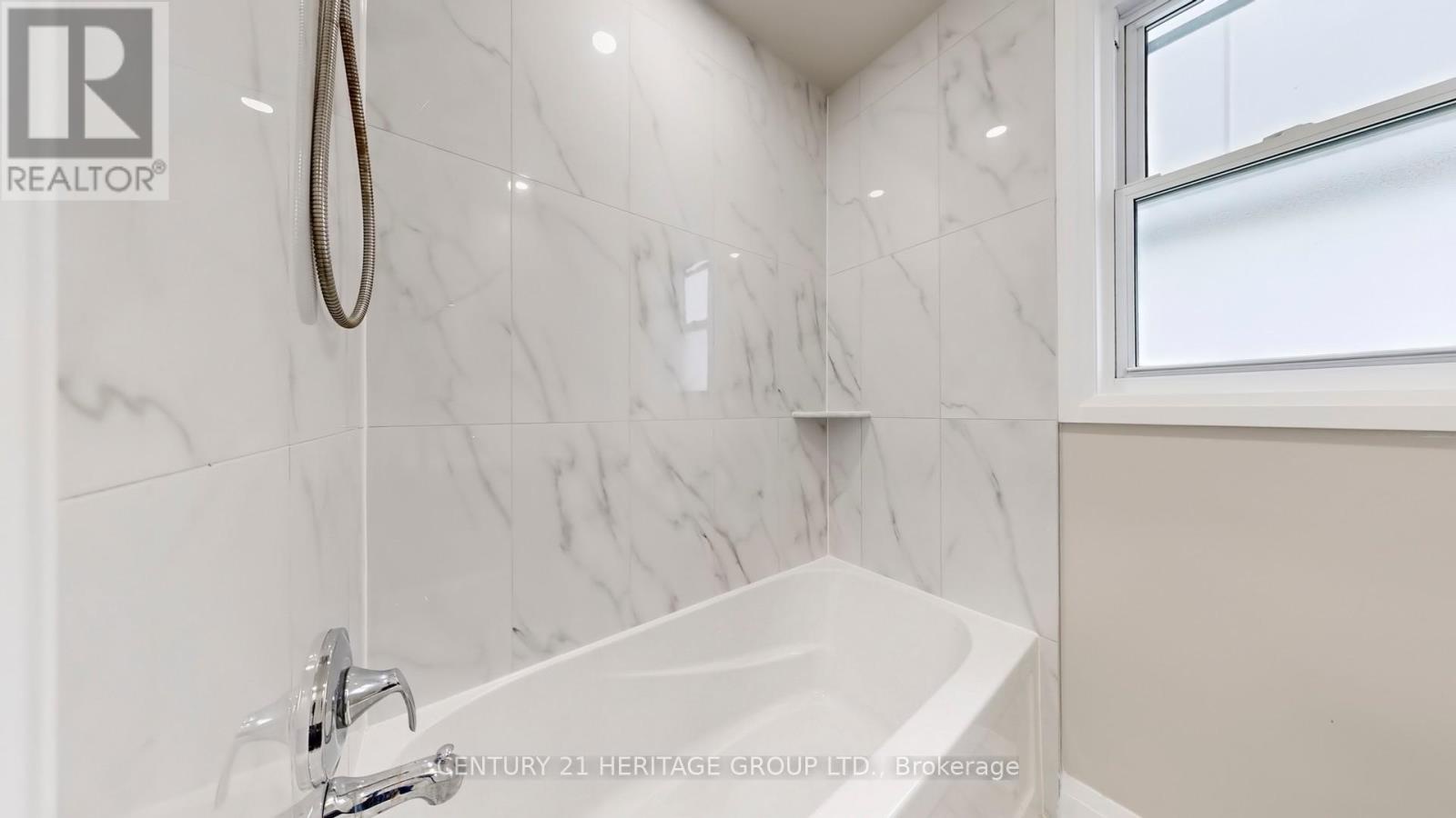 226 Donlands Avenue, Toronto (danforth Village-east York), Ontario