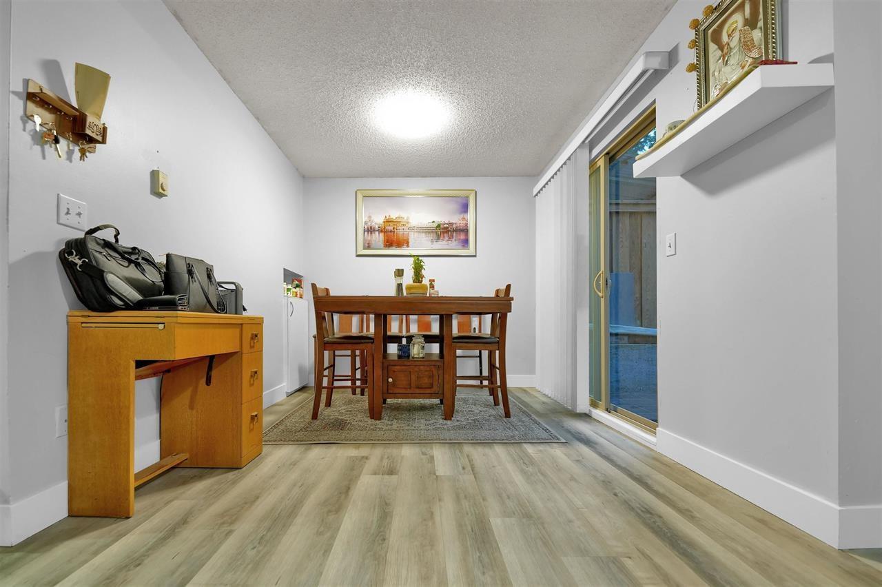 33 3075 Trethewey Street, Abbotsford, British Columbia