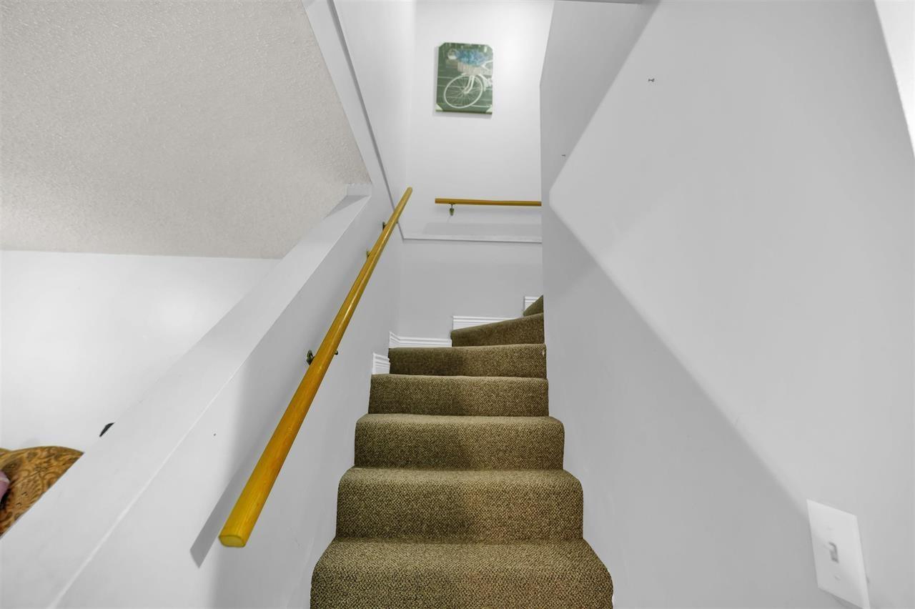 33 3075 Trethewey Street, Abbotsford, British Columbia