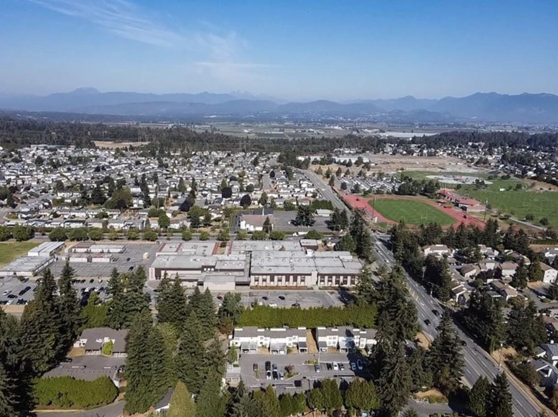 33 3075 Trethewey Street, Abbotsford, British Columbia