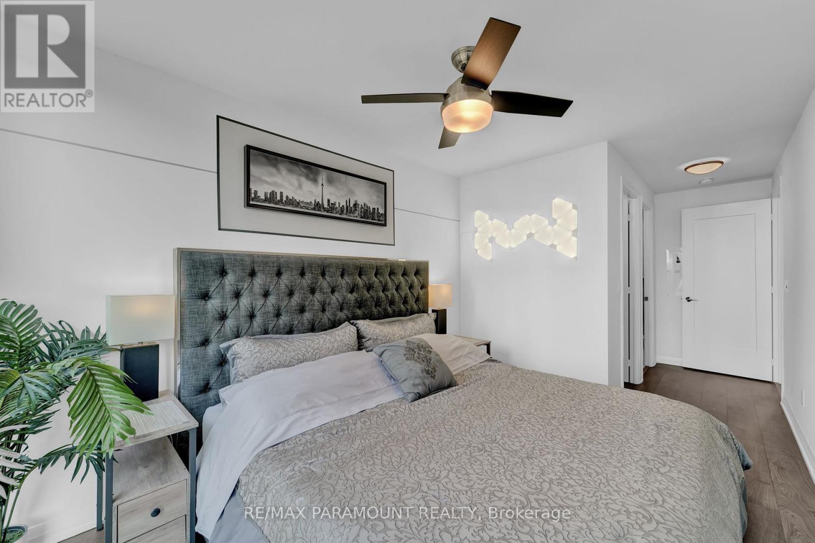 418 - 101 Erskine Avenue, Toronto (mount Pleasant West), Ontario