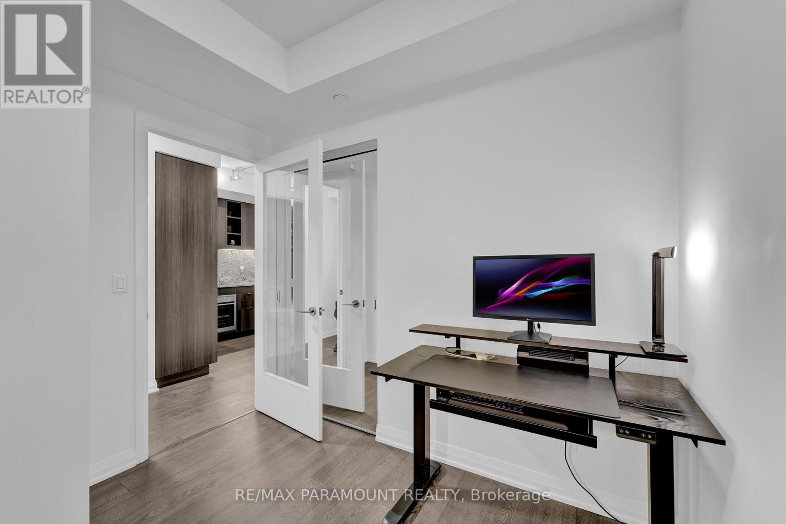 418 - 101 Erskine Avenue, Toronto (mount Pleasant West), Ontario