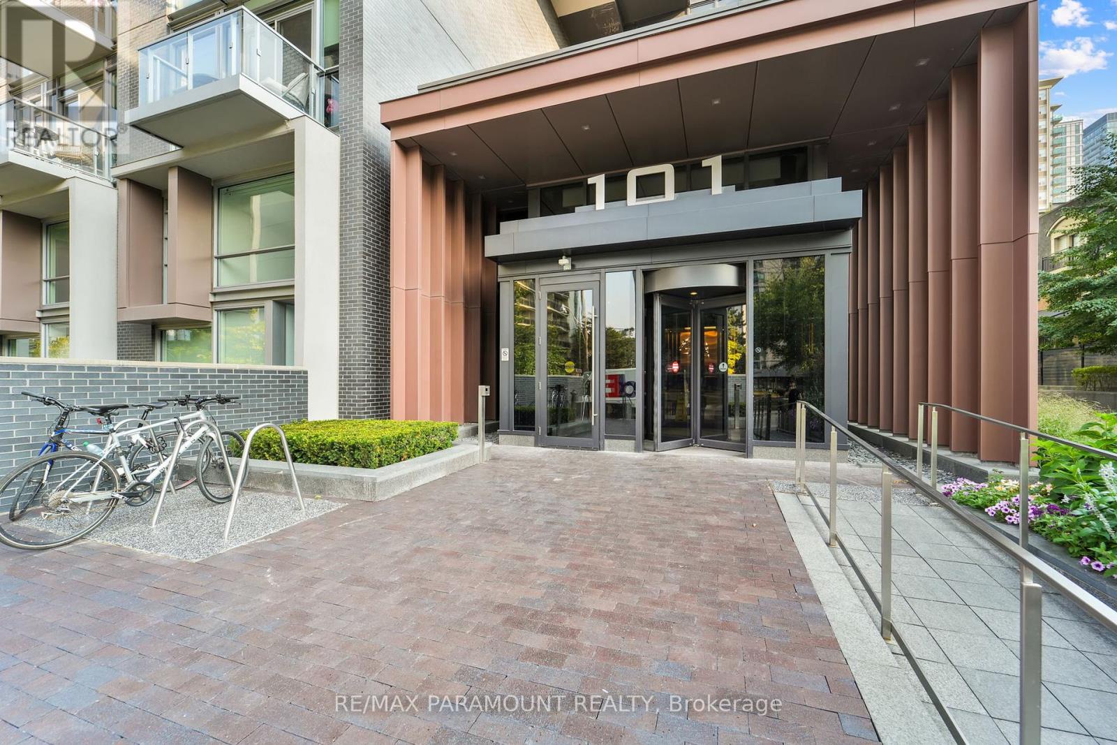 418 - 101 Erskine Avenue, Toronto (mount Pleasant West), Ontario