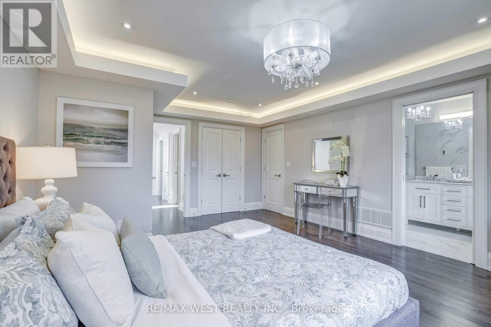 352b Lawrence Avenue W, Toronto (bedford Park-nortown), Ontario