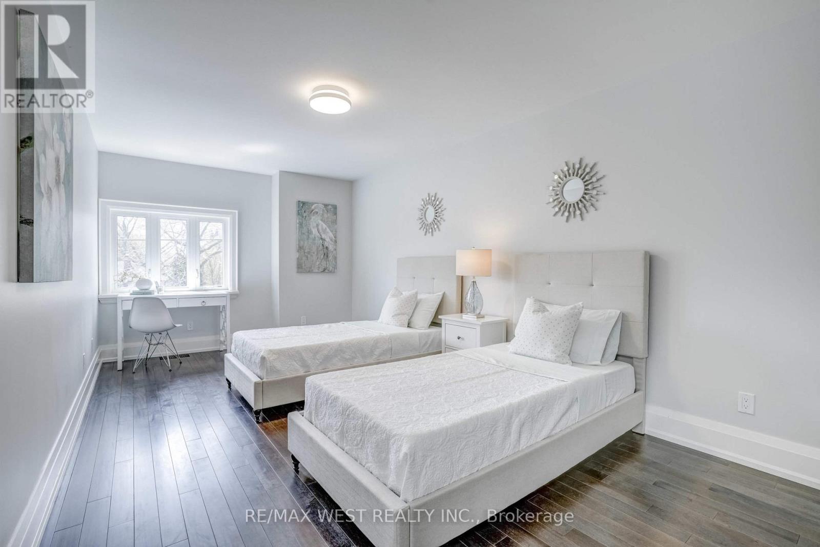 352b Lawrence Avenue W, Toronto (bedford Park-nortown), Ontario