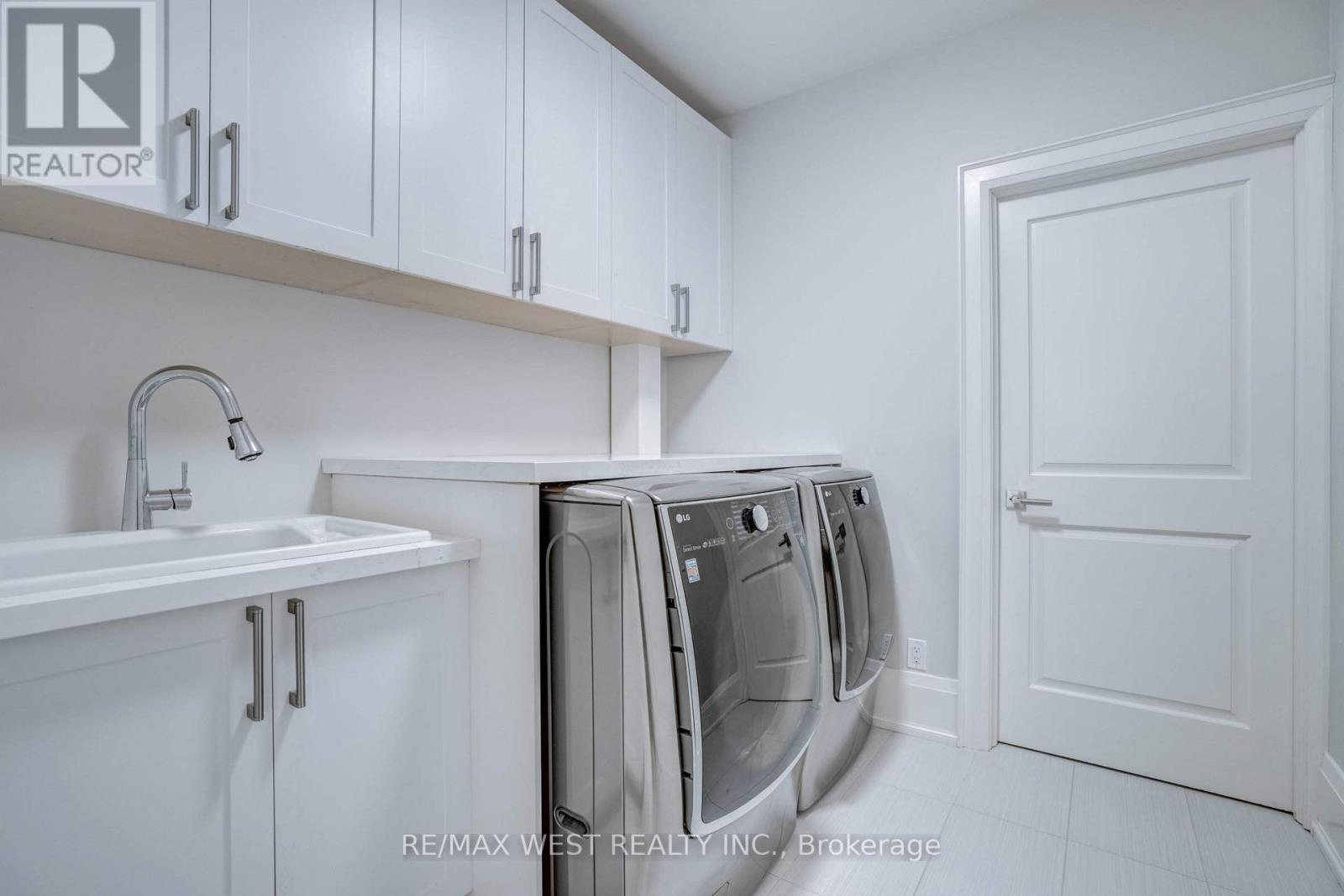 352b Lawrence Avenue W, Toronto (bedford Park-nortown), Ontario