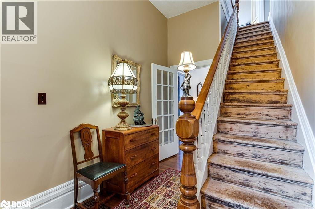 22 Queen Street, Innisfil, Ontario